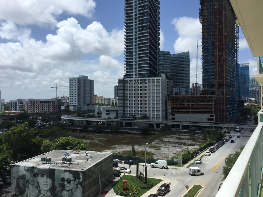 Lyx Suites At One Broadway In Brickell Miami Buitenkant foto