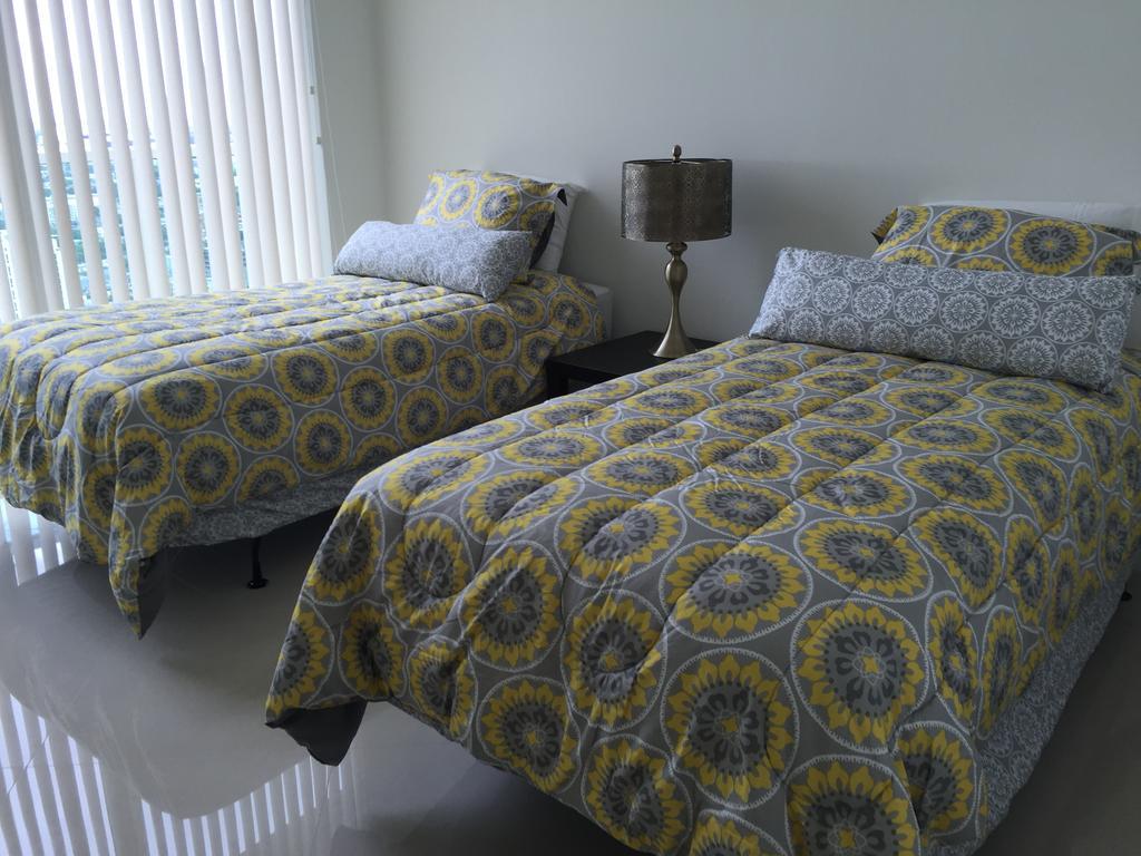 Lyx Suites At One Broadway In Brickell Miami Buitenkant foto
