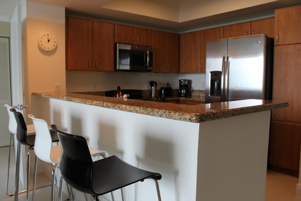 Lyx Suites At One Broadway In Brickell Miami Buitenkant foto