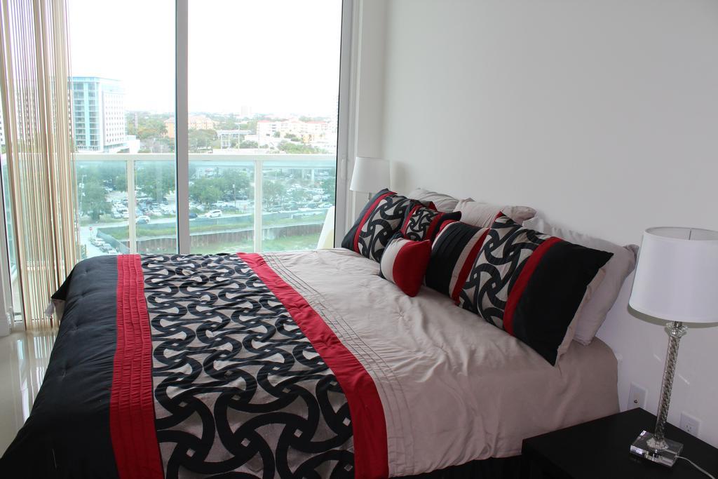 Lyx Suites At One Broadway In Brickell Miami Buitenkant foto