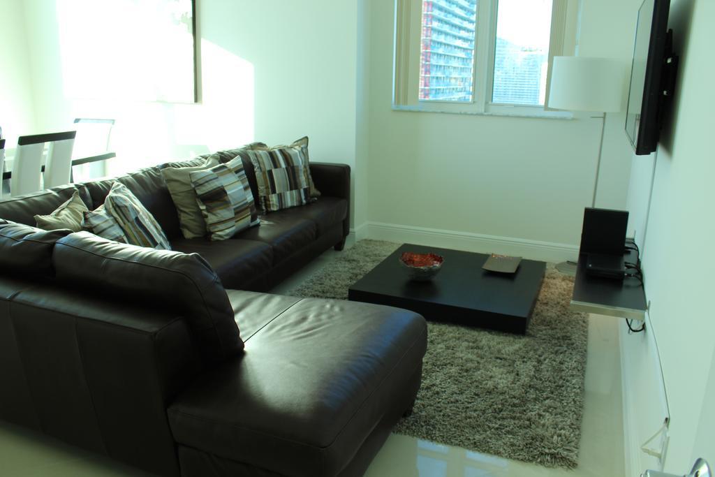 Lyx Suites At One Broadway In Brickell Miami Buitenkant foto