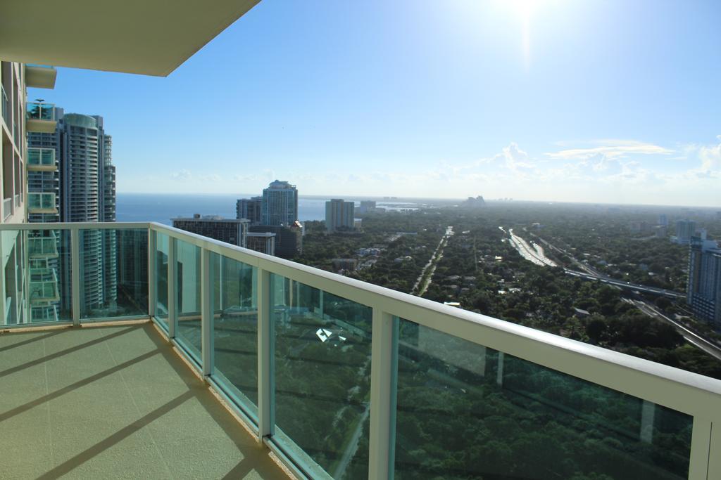 Lyx Suites At One Broadway In Brickell Miami Buitenkant foto