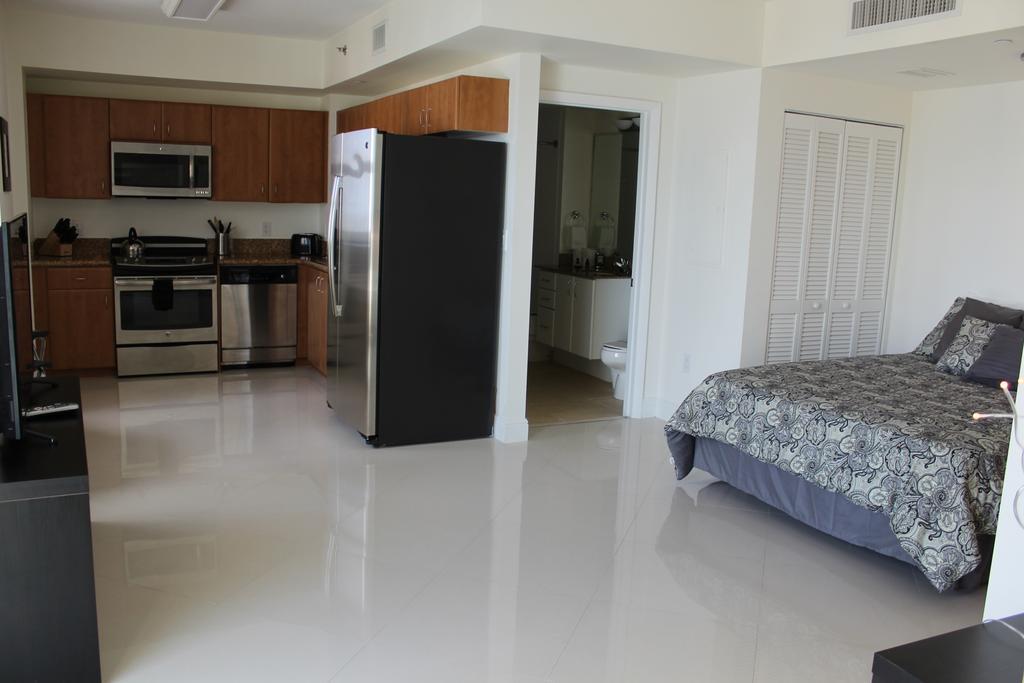 Lyx Suites At One Broadway In Brickell Miami Buitenkant foto